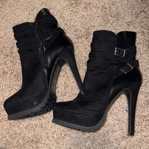Forever 21 black heel boots